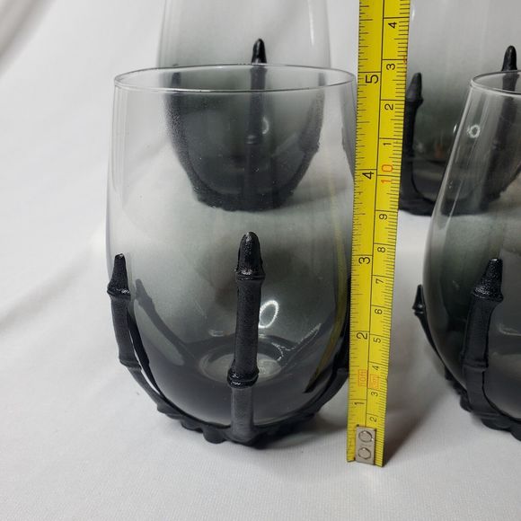 Gothic SKELETON Hand Stemless Wine Glasses Smoked Ombre to Black 19 oz NEW Set 4 - Picture 7 of 10